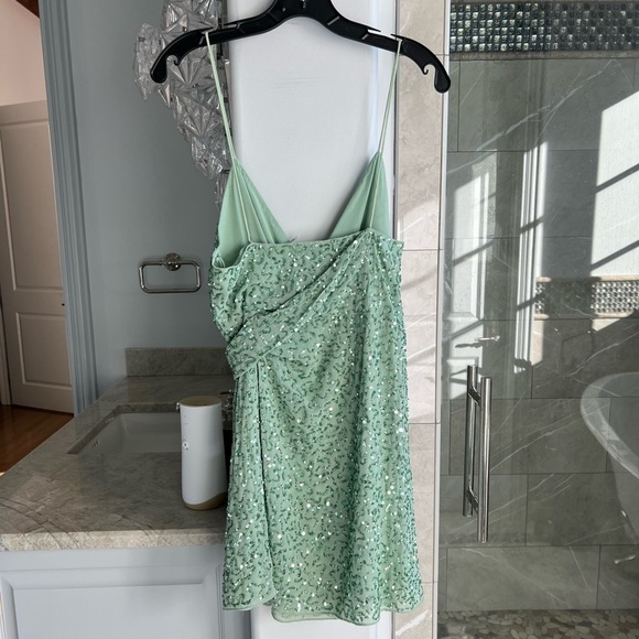 ALICE + OLIVIA CELESTINE EMBROIDERED WRAP DRAPED MINI DRESS - Picture 14 of 15